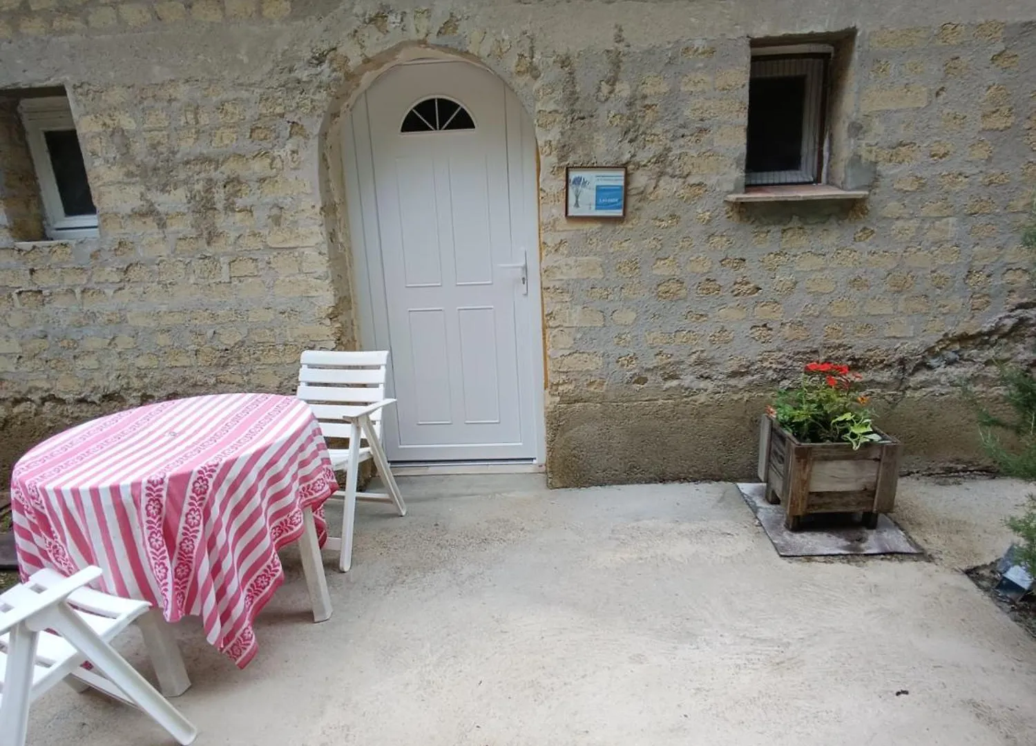 Ferienhaus Le Clos Des Romarins Gite Lavande Belmontet Frankreich